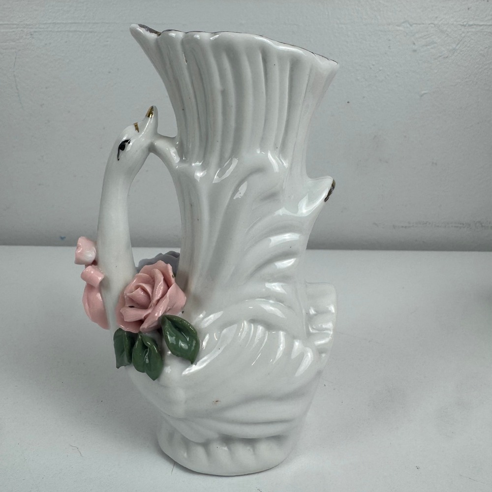 Sophia-Ann‎ Vintage Ceramic Swan Vase White Gold Trim Applied Roses Floral 5.5"
